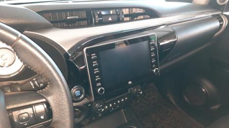 TOYOTA Hilux Caminhonete 2.8 16V SRX 4X4 TURBO DIESEL CABINE DUPLA AUTOMTICO, Foto 8