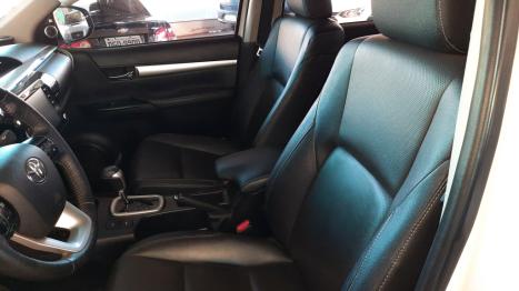 TOYOTA Hilux Caminhonete 2.8 16V SRX 4X4 TURBO DIESEL CABINE DUPLA AUTOMTICO, Foto 9