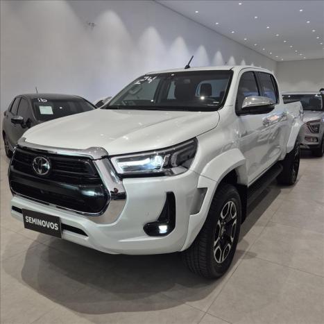 TOYOTA Hilux Caminhonete 2.8 16V SRX 4X4 TURBO DIESEL CABINE DUPLA AUTOMTICO, Foto 3
