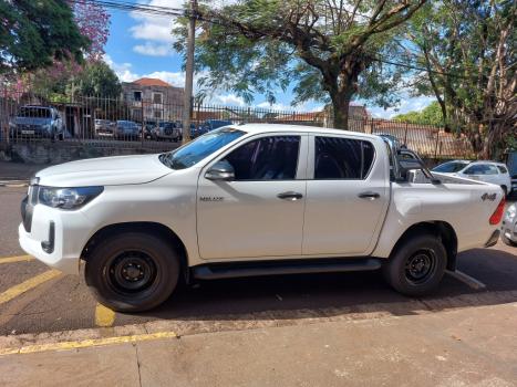 TOYOTA Hilux Caminhonete 2.8 16V  LOW M4FD 4X4 TURBO DIESEL CABINE DUPLA, Foto 2