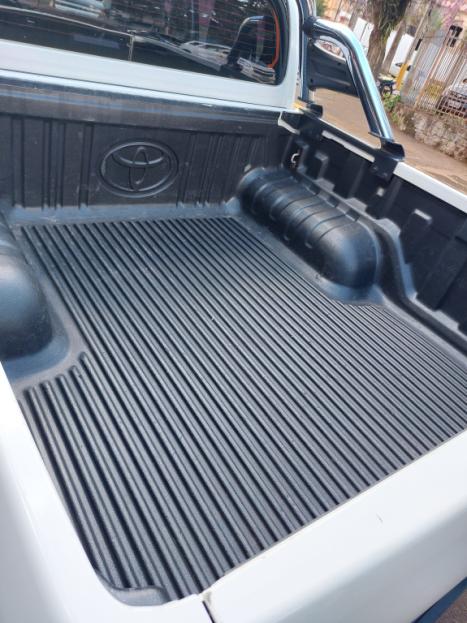 TOYOTA Hilux Caminhonete 2.8 16V  LOW M4FD 4X4 TURBO DIESEL CABINE DUPLA, Foto 9