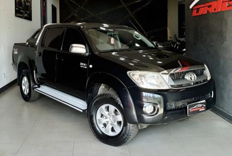 TOYOTA Hilux Caminhonete 3.0 16V 4P 4X4 SRV TURBO DIESEL CABINE DUPLA AUTOMTICO, Foto 1