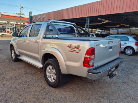 TOYOTA Hilux Caminhonete 3.0 16V 4P 4X4 SRV TURBO DIESEL CABINE DUPLA AUTOMTICO, Foto 3