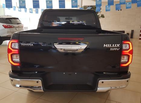 TOYOTA Hilux Caminhonete 2.8 16V SRV 4X4 DIESEL CABINE DUPLA AUTOMTICO, Foto 3