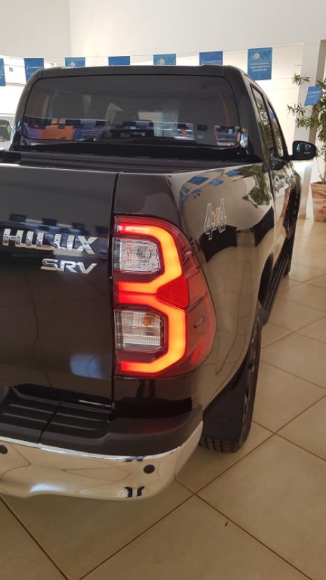 TOYOTA Hilux Caminhonete 2.8 16V SRV 4X4 DIESEL CABINE DUPLA AUTOMTICO, Foto 8