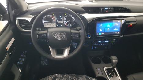 TOYOTA Hilux Caminhonete 2.8 16V SRV 4X4 DIESEL CABINE DUPLA AUTOMTICO, Foto 13