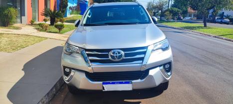 TOYOTA Hilux SW4 2.8 16V 4P SRX 4X4 7 LUGARES TURBO DIESEL AUTOMTICO, Foto 1