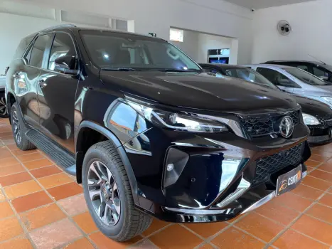 TOYOTA Hilux SW4 2.8 16V 4P SRX PLATINUM 4X4 7 LUGARES TURBO DIESEL AUTOMTICO, Foto 5