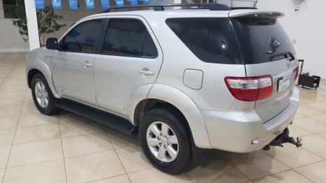 TOYOTA Hilux SW4 3.0 16V 4P SRV 4X4 7 LUGARES TURBO DIESEL AUTOMTICO, Foto 7