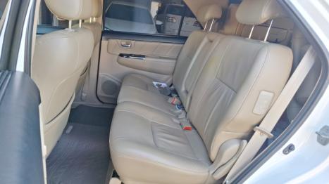 TOYOTA Hilux SW4 3.0 16V 4P SRV 4X4 7 LUGARES TURBO DIESEL AUTOMTICO, Foto 11