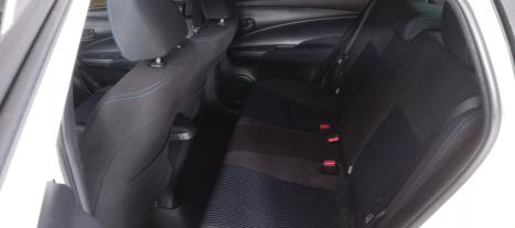 TOYOTA Yaris Hatch 1.3 16V 4P FLEX XL MULTIDRIVE AUTOMTICO CVT, Foto 10