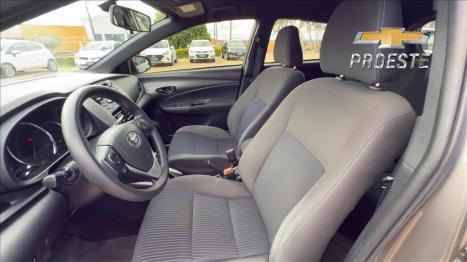 TOYOTA Yaris Hatch 1.3 16V 4P FLEX XL, Foto 4