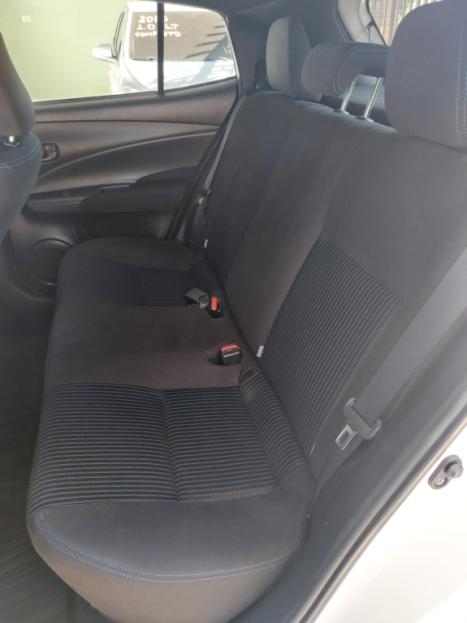 TOYOTA Yaris Hatch 1.3 16V 4P FLEX XL MULTIDRIVE AUTOMTICO CVT, Foto 8