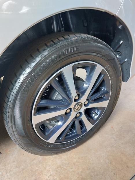 TOYOTA Yaris Hatch 1.5 16V 4P FLEX XS CONNECT MULTIDRIVE AUTOMTICO CVT, Foto 9