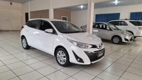 TOYOTA Yaris Hatch 1.3 16V 4P FLEX XL PLUS TECH MULTIDRIVE AUTOMTICO CVT, Foto 2