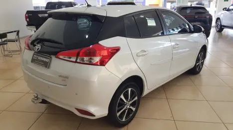 TOYOTA Yaris Hatch 1.5 16V 4P FLEX XS CONNECT MULTIDRIVE AUTOMTICO CVT, Foto 7