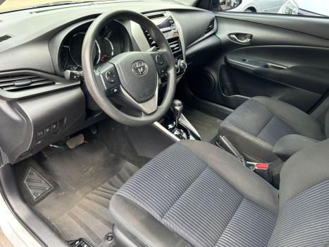 TOYOTA Yaris Sedan 1.5 16V 4P FLEX XL MULTIDRIVE AUTOMTICO CVT, Foto 4