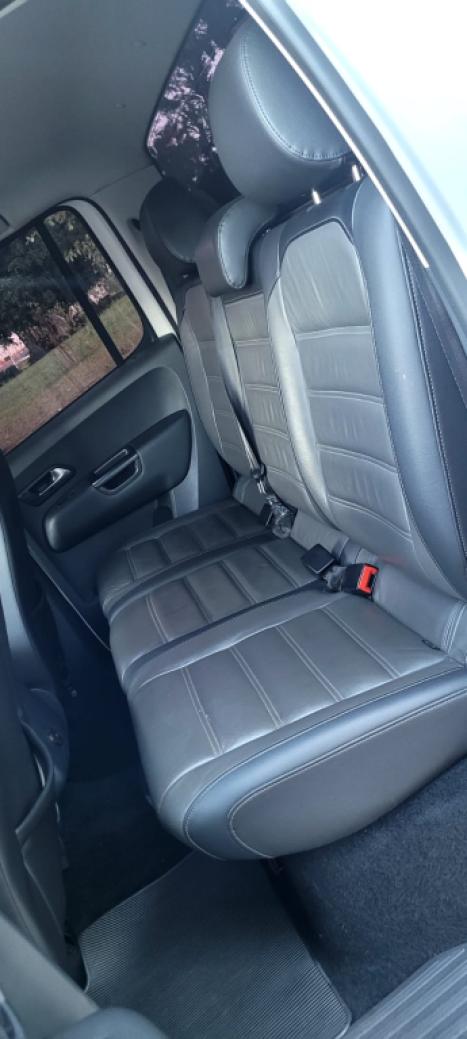 VOLKSWAGEN Amarok 3.0 V6 CABINE DUPLA HIGHLINE 4X4 TURBO INTERCOOLER AUTOMTICO, Foto 6