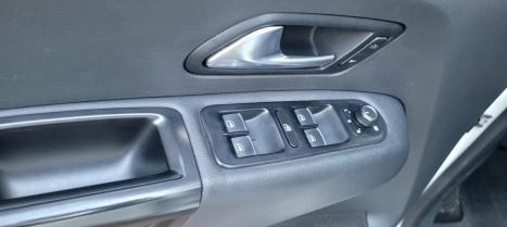 VOLKSWAGEN Amarok 3.0 V6 CABINE DUPLA HIGHLINE 4X4 TURBO INTERCOOLER AUTOMTICO, Foto 12