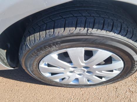 VOLKSWAGEN Fox 1.6 4P PLUS FLEX, Foto 5