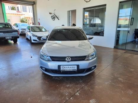 VOLKSWAGEN Jetta 2.0 4P FLEX CONFORTLINE TIPTRONIC AUTOMTICO, Foto 3