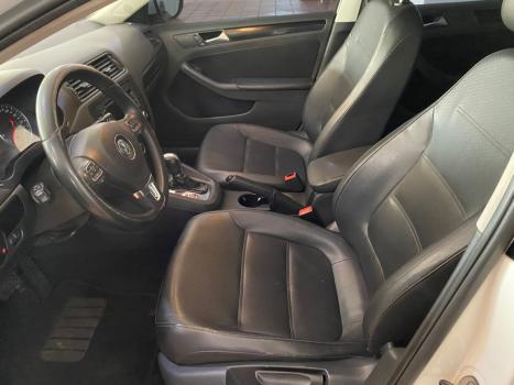VOLKSWAGEN Jetta 2.0 4P FLEX CONFORTLINE TIPTRONIC AUTOMTICO, Foto 6