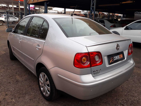 VOLKSWAGEN Polo Sedan 1.6 4P CONFORTLINE, Foto 2