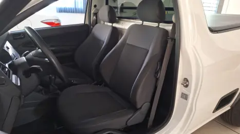 VOLKSWAGEN Saveiro 1.6 16V FLEX MSI ROBUST CABINE SIMPLES, Foto 9