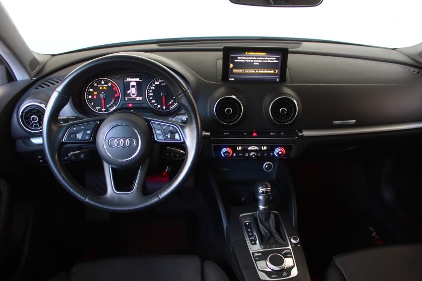 AUDI A3 Sedan - Foto