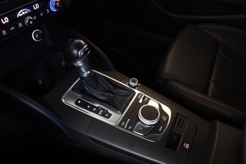 AUDI A3 Sedan - Foto