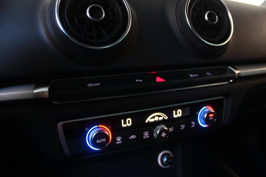 AUDI A3 Sedan - Foto