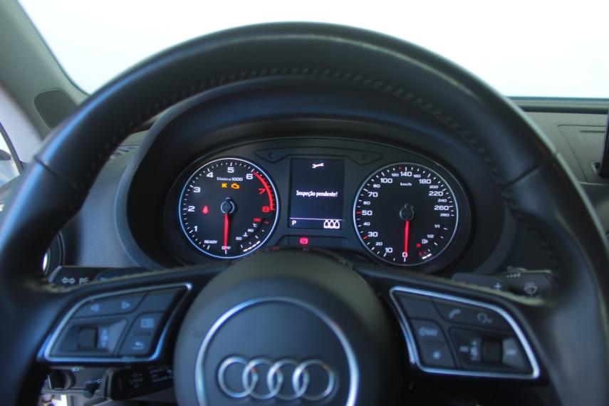 AUDI A3 Sedan - Foto