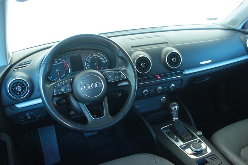 AUDI A3 Sedan - Foto