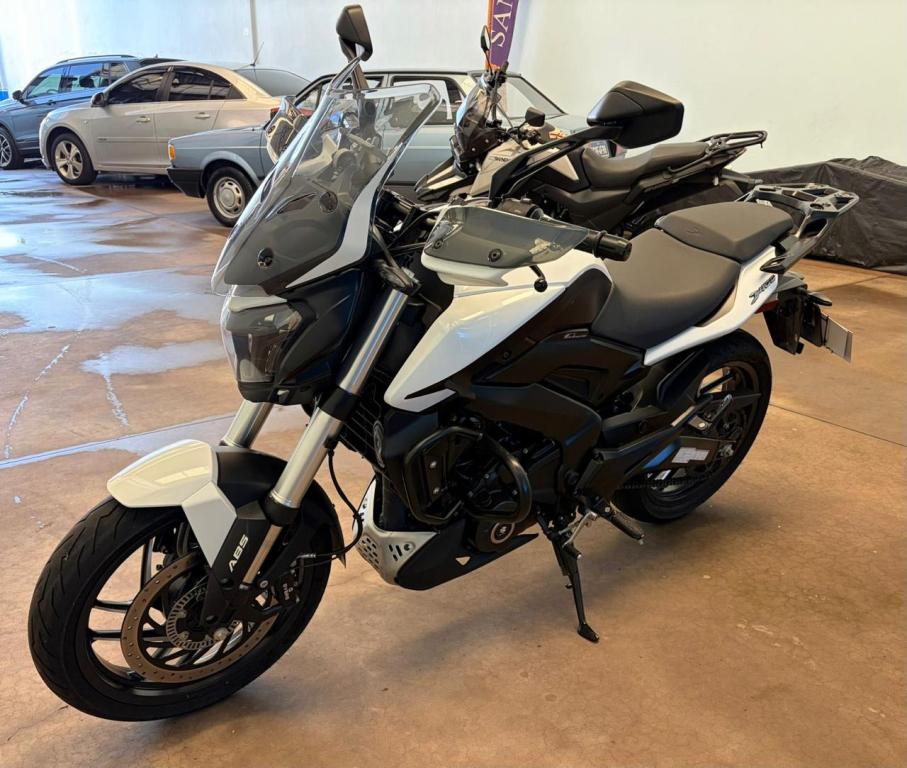 BAJAJ Dominar 400 - Foto