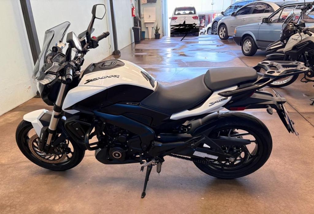 BAJAJ Dominar 400 - Foto