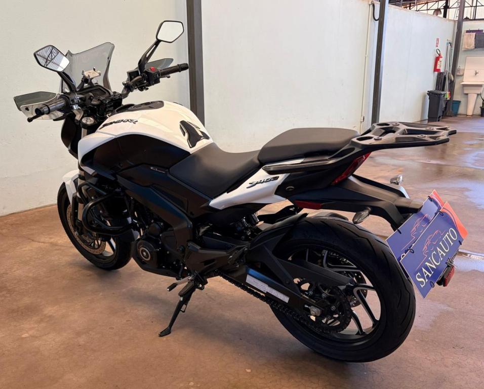 BAJAJ Dominar 400 - Foto