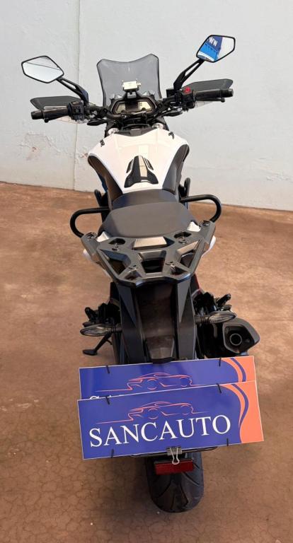 BAJAJ Dominar 400 - Foto