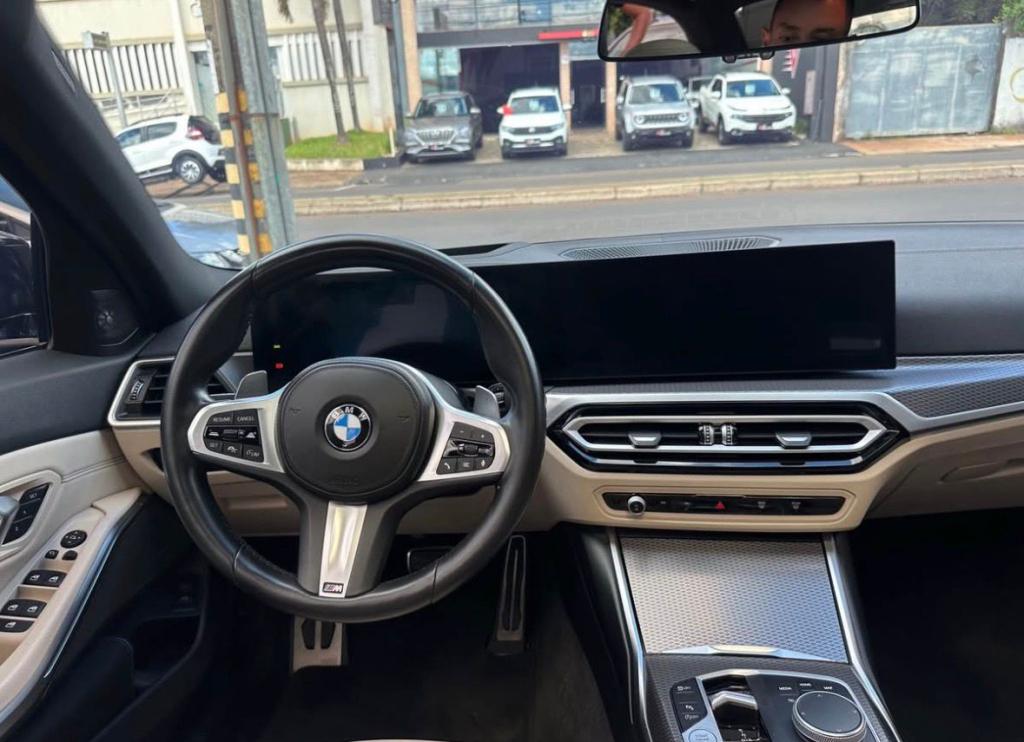 BMW 320I - Foto