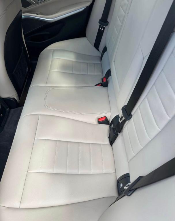 BMW 320I - Foto