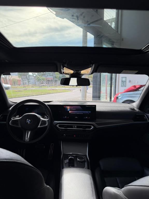 BMW 320I - Foto