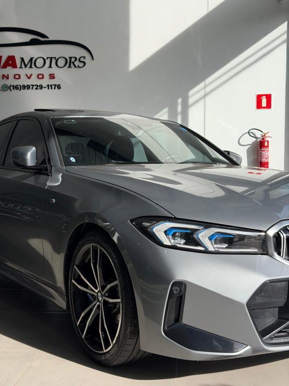 BMW 320I - Foto