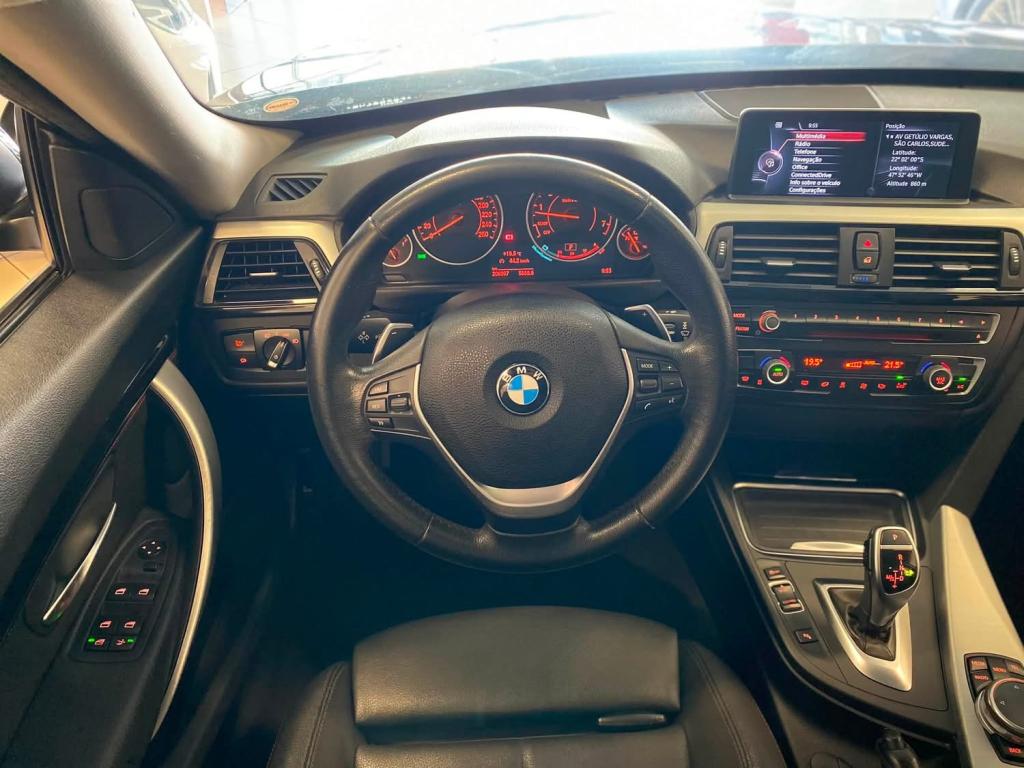 BMW 320I - Foto