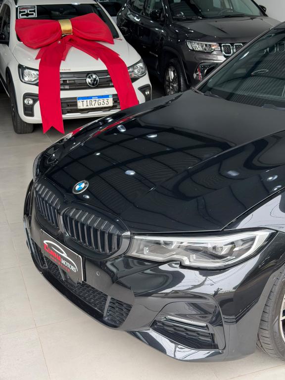 BMW 320I - Foto