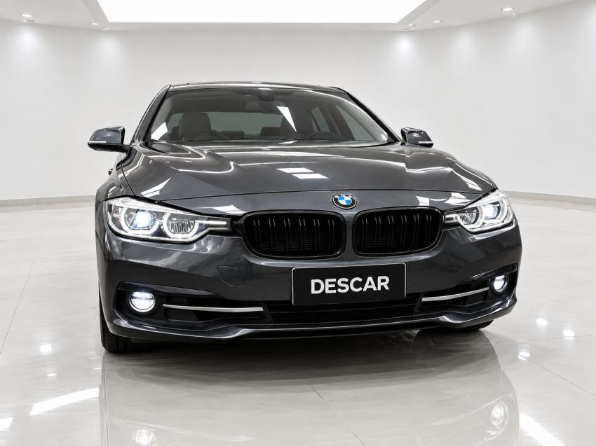 BMW 320I - Foto