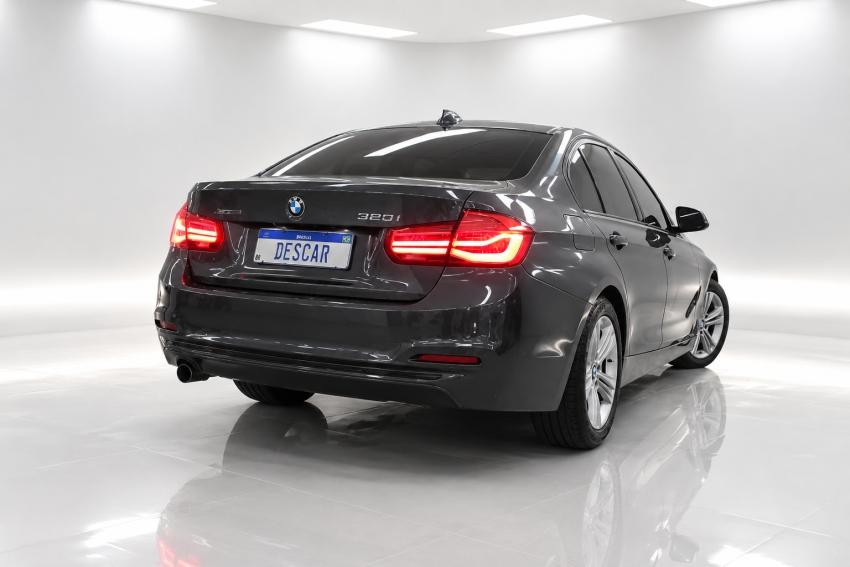 BMW 320I - Foto