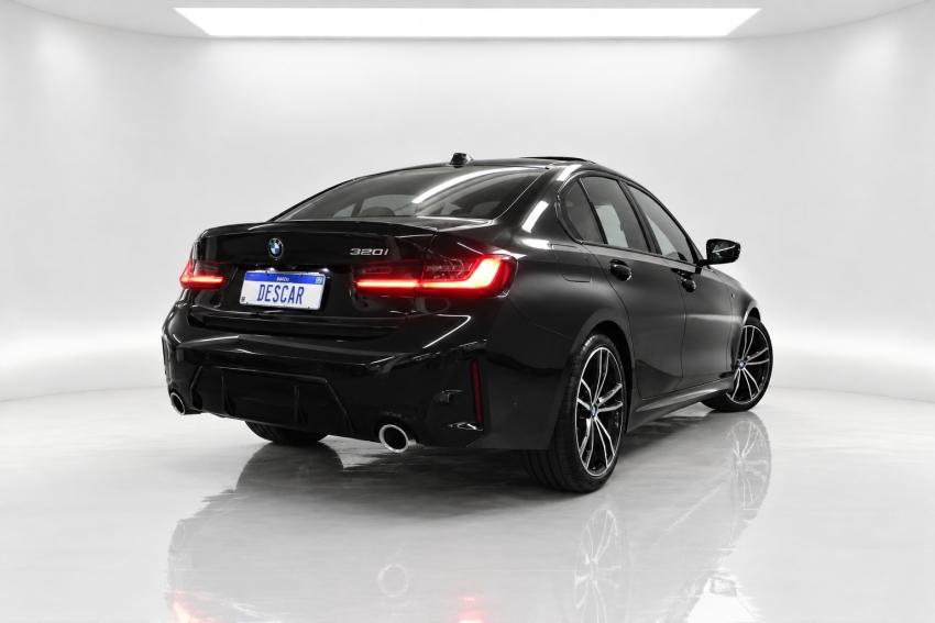 BMW 320I - Foto