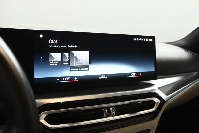 BMW 320I - Foto