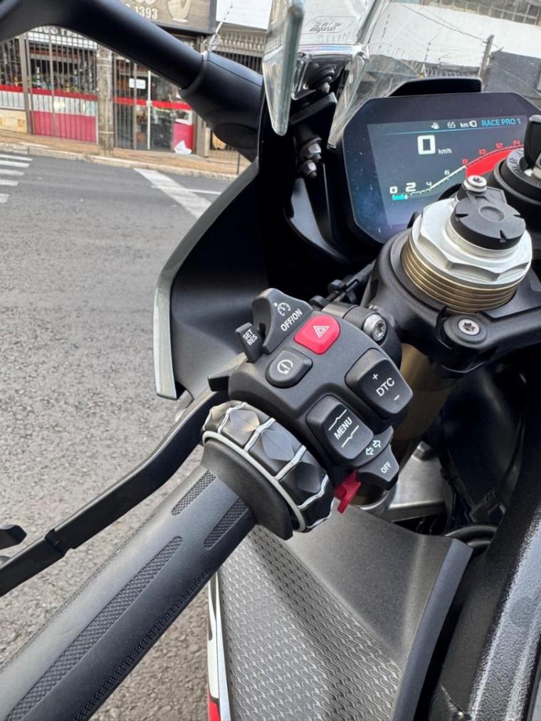 BMW S 1000 RR - Foto