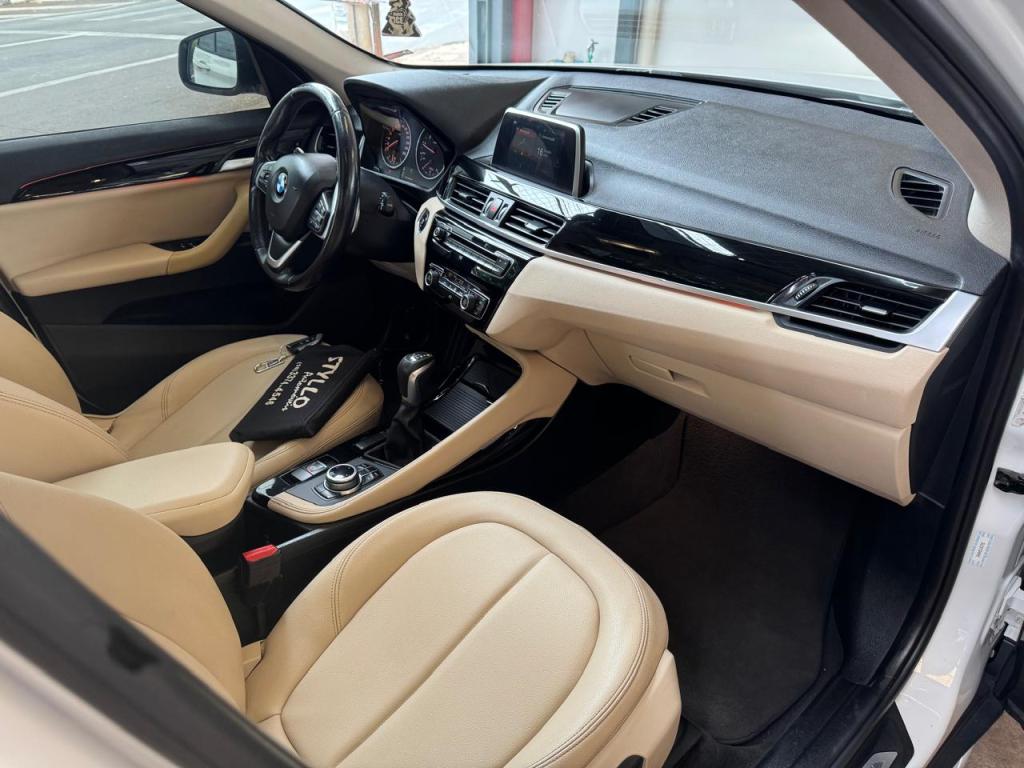 BMW X1 - Foto