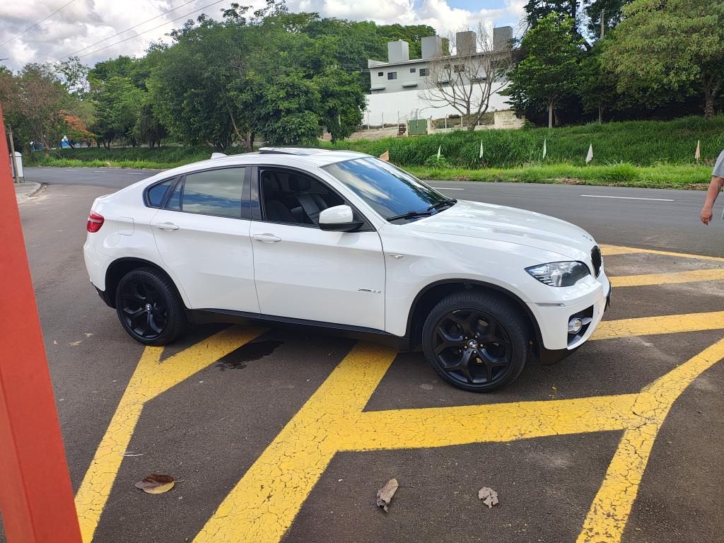 BMW X6 - Foto